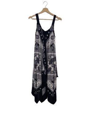 Soma Black & White Paisley Handkerchief Hem Maxi Dress Size Medium